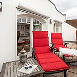 Gudrun - 569 Mit Eigener Sauna, Dachterrasse, Kleiner Meerblick Apartman *
