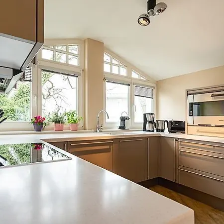 Apartament Gudrun - 569 Mit Eigener Sauna, Dachterrasse, Kleiner Meerblick Binz